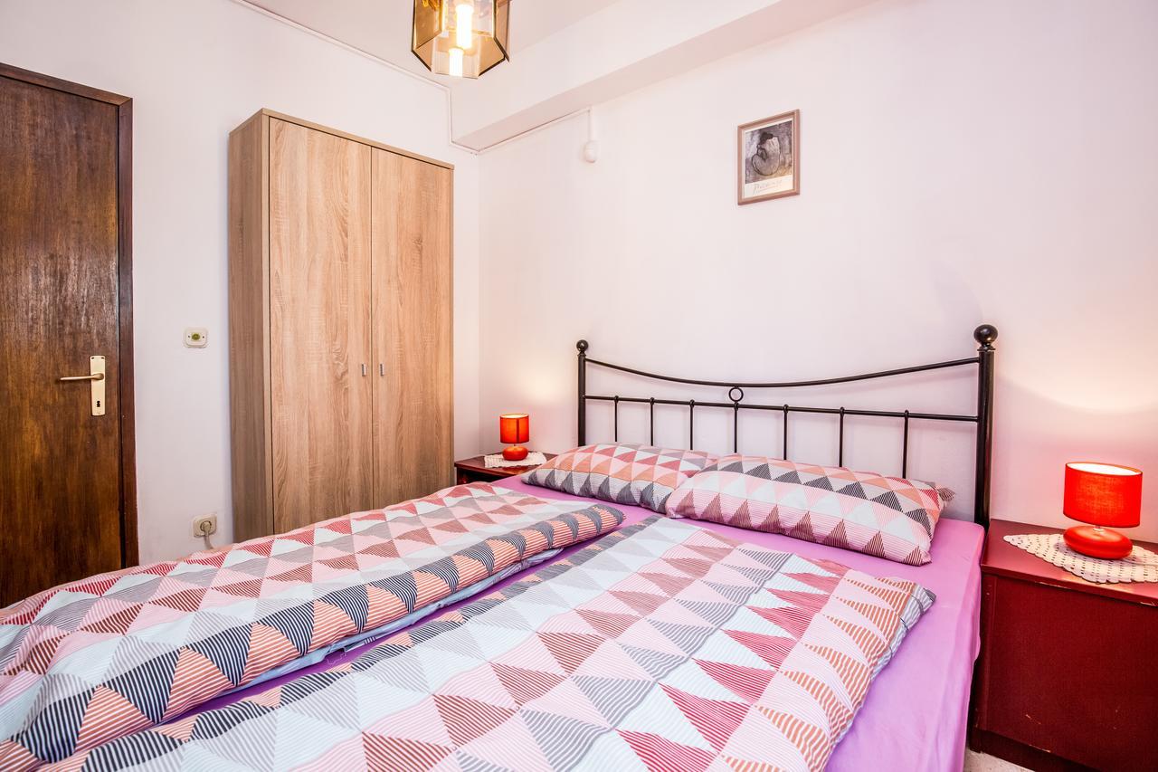 Ližnjan Apartment Carolina المظهر الخارجي الصورة