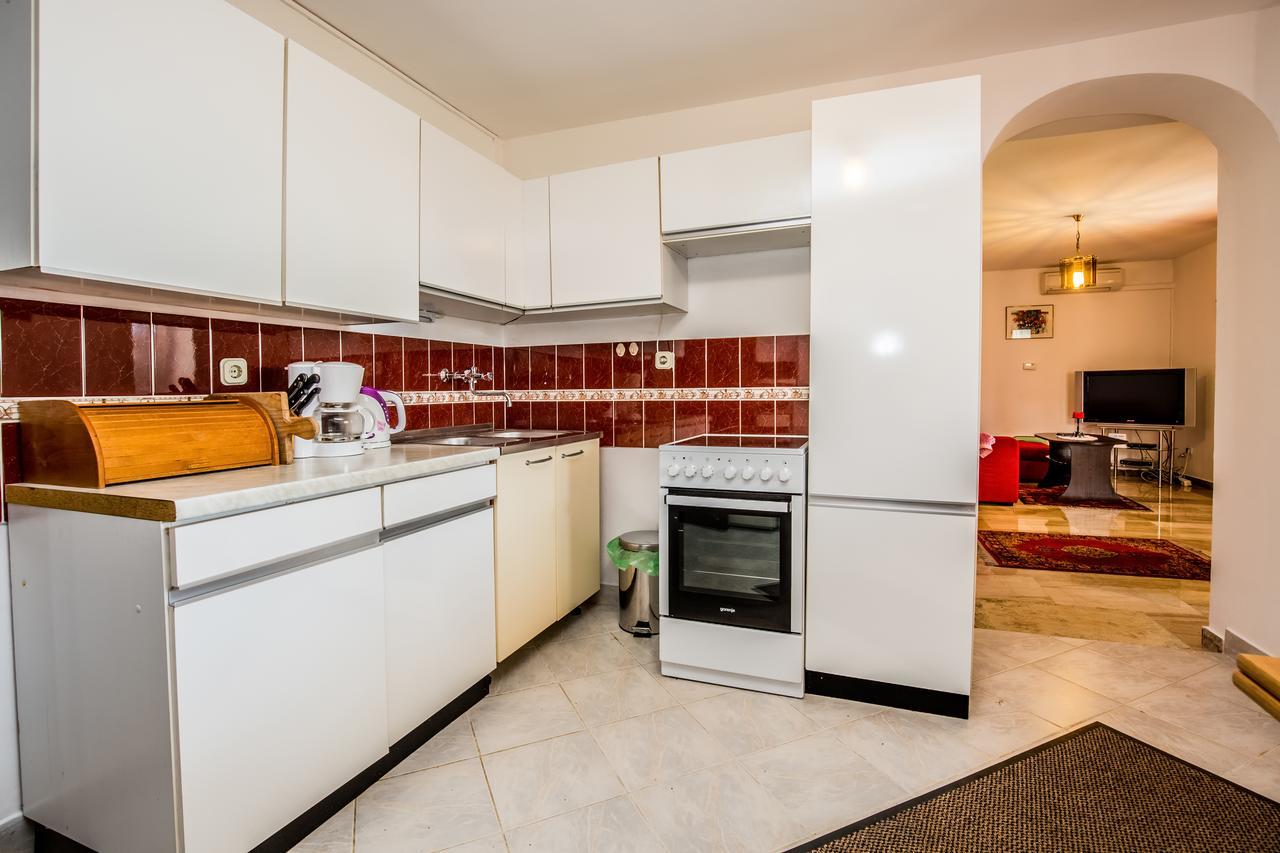Ližnjan Apartment Carolina المظهر الخارجي الصورة